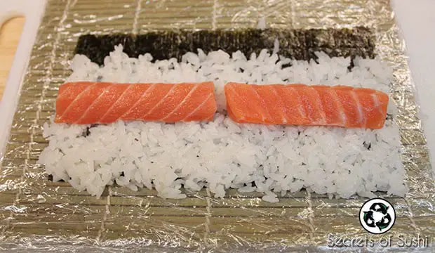 Salmon Roll ingredients