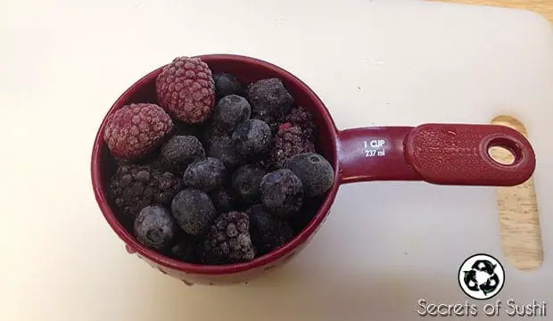 Mixed berries for paleo sushi sauce